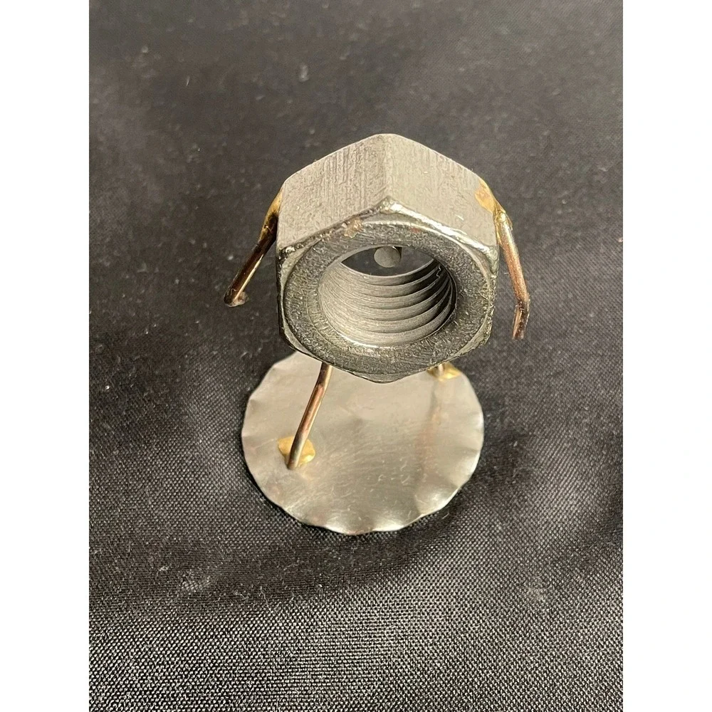 Handmade Metal Nut Robot Figurine Desk Decor‎ Novelty Gift